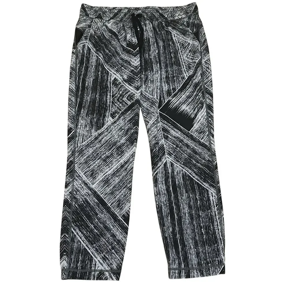 lululemon athletica jet crop